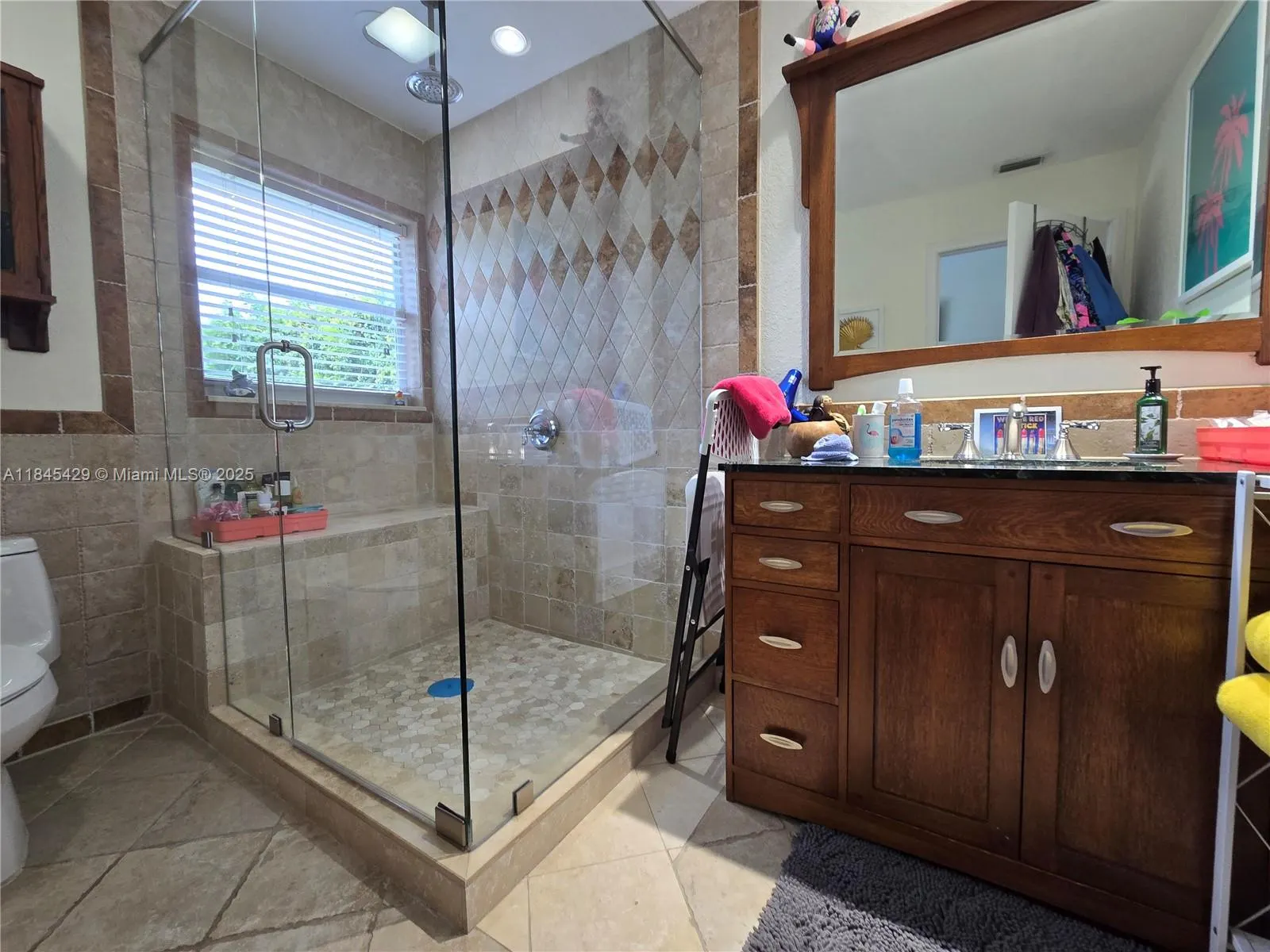 23330 Sedawie Dr