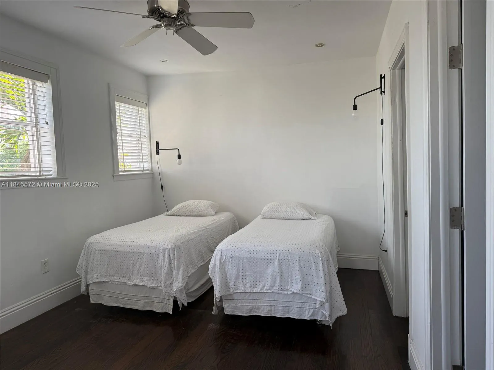 1027 Pennsylvania Ave, #301