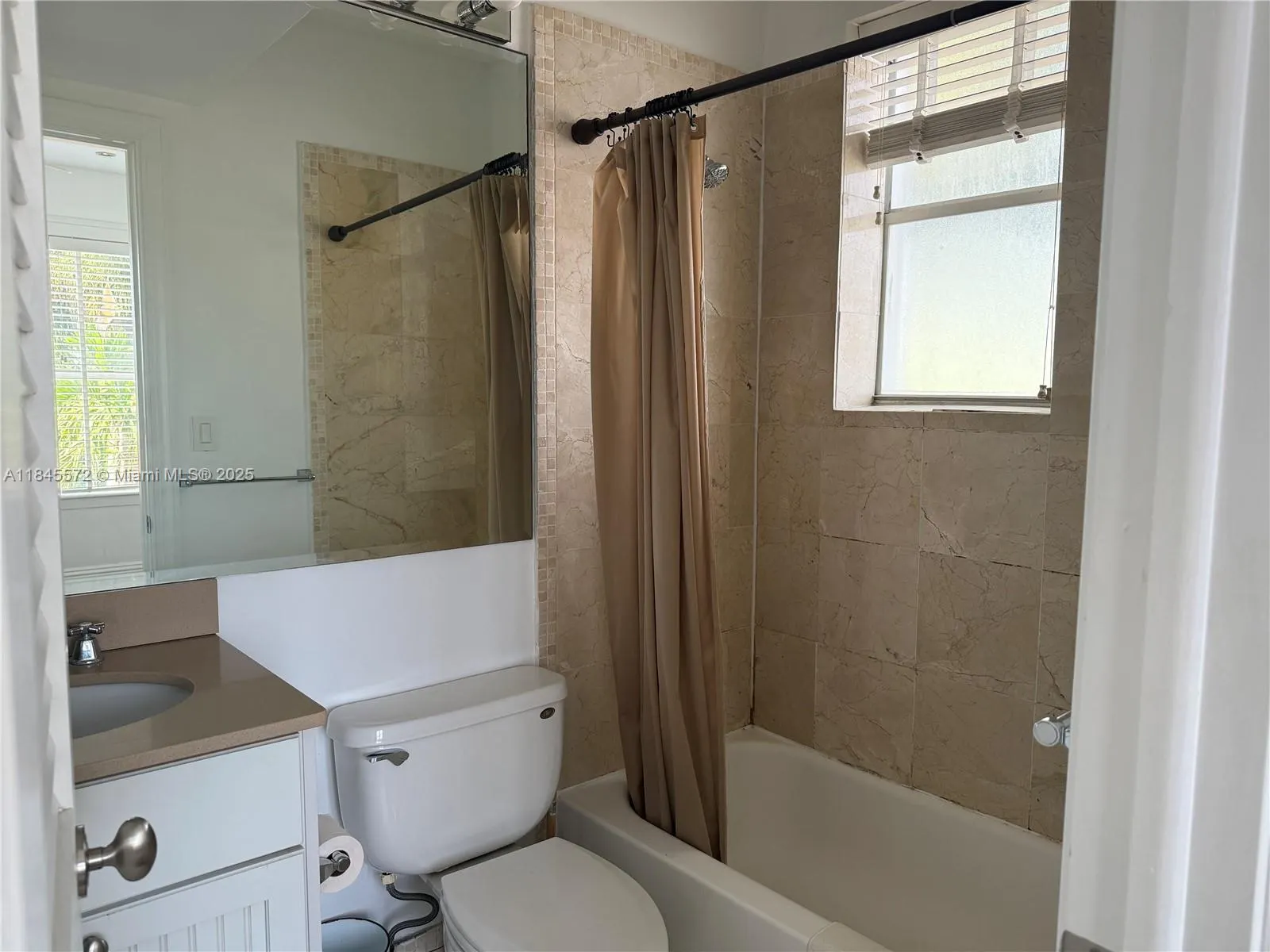 1027 Pennsylvania Ave, #301
