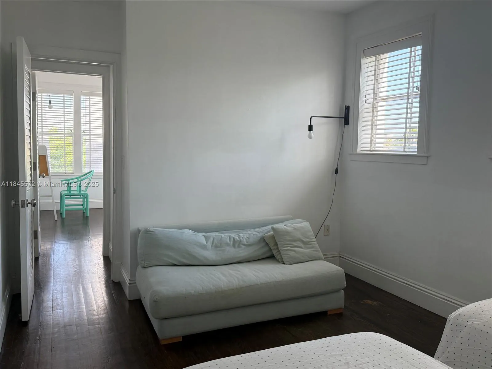 1027 Pennsylvania Ave, #301
