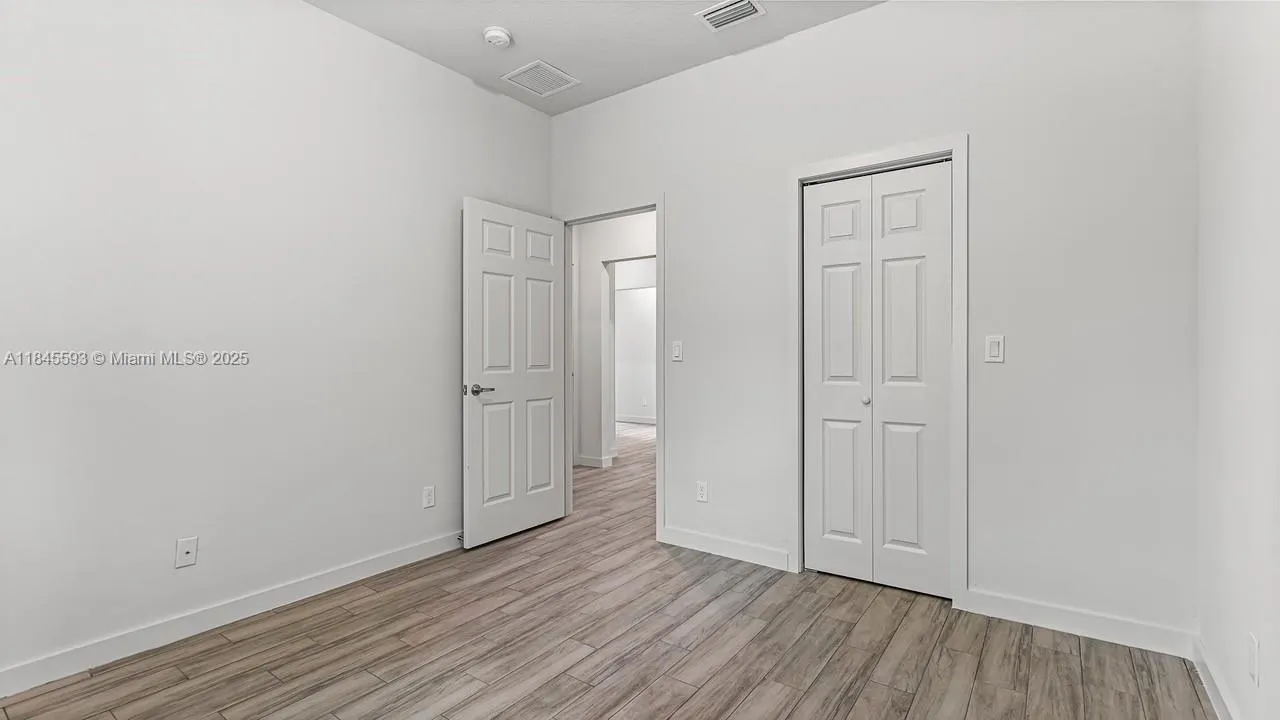 7503 Belleair Ave