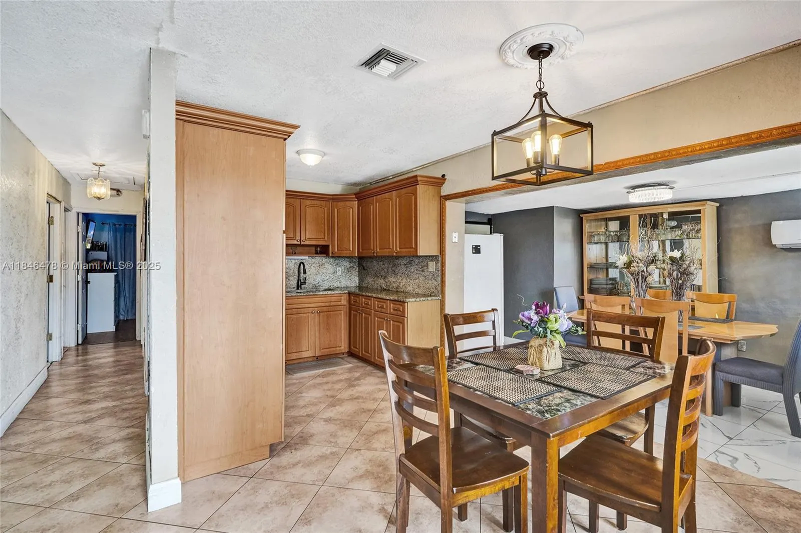 740 NW 17th St