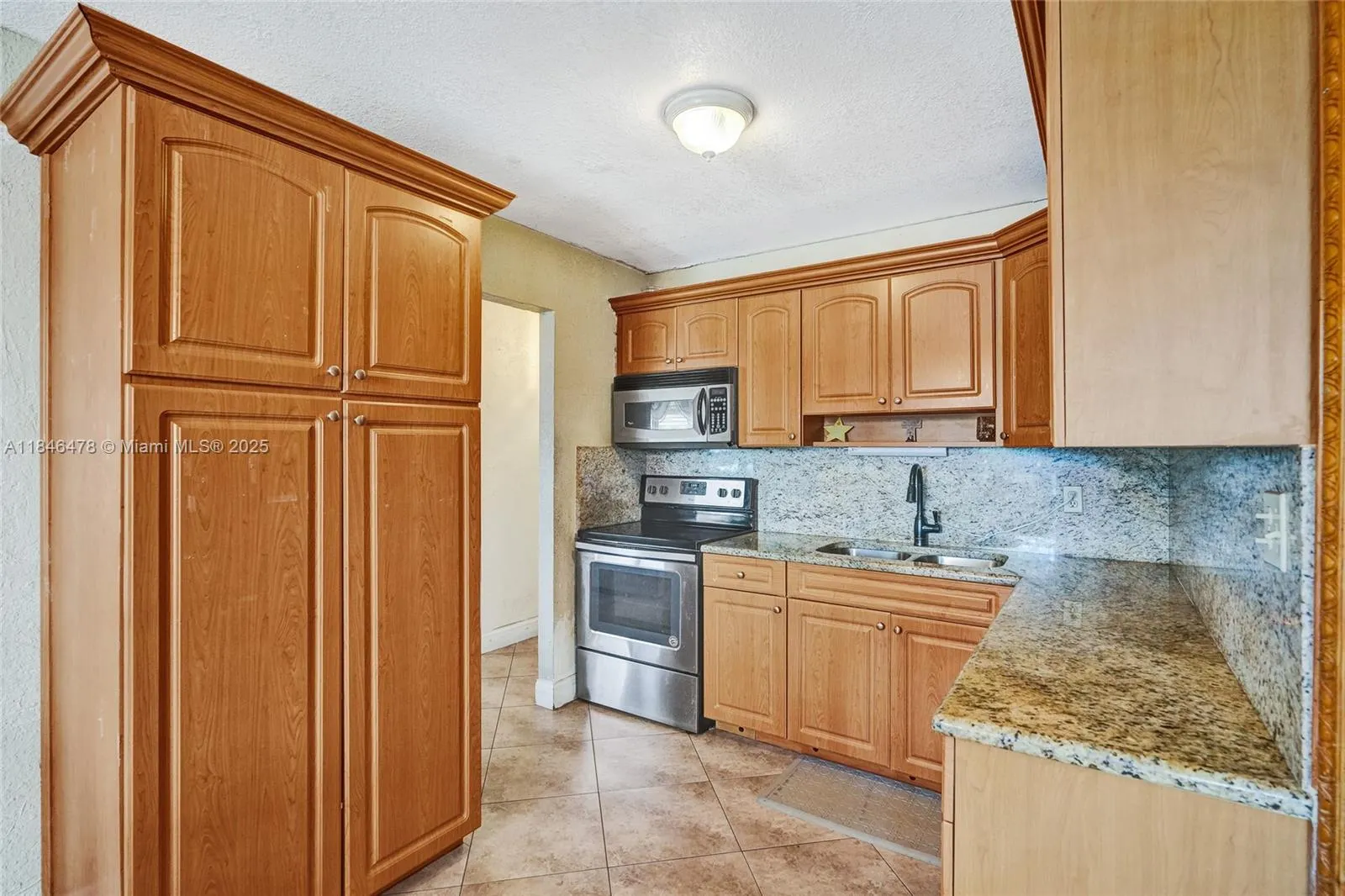 740 NW 17th St