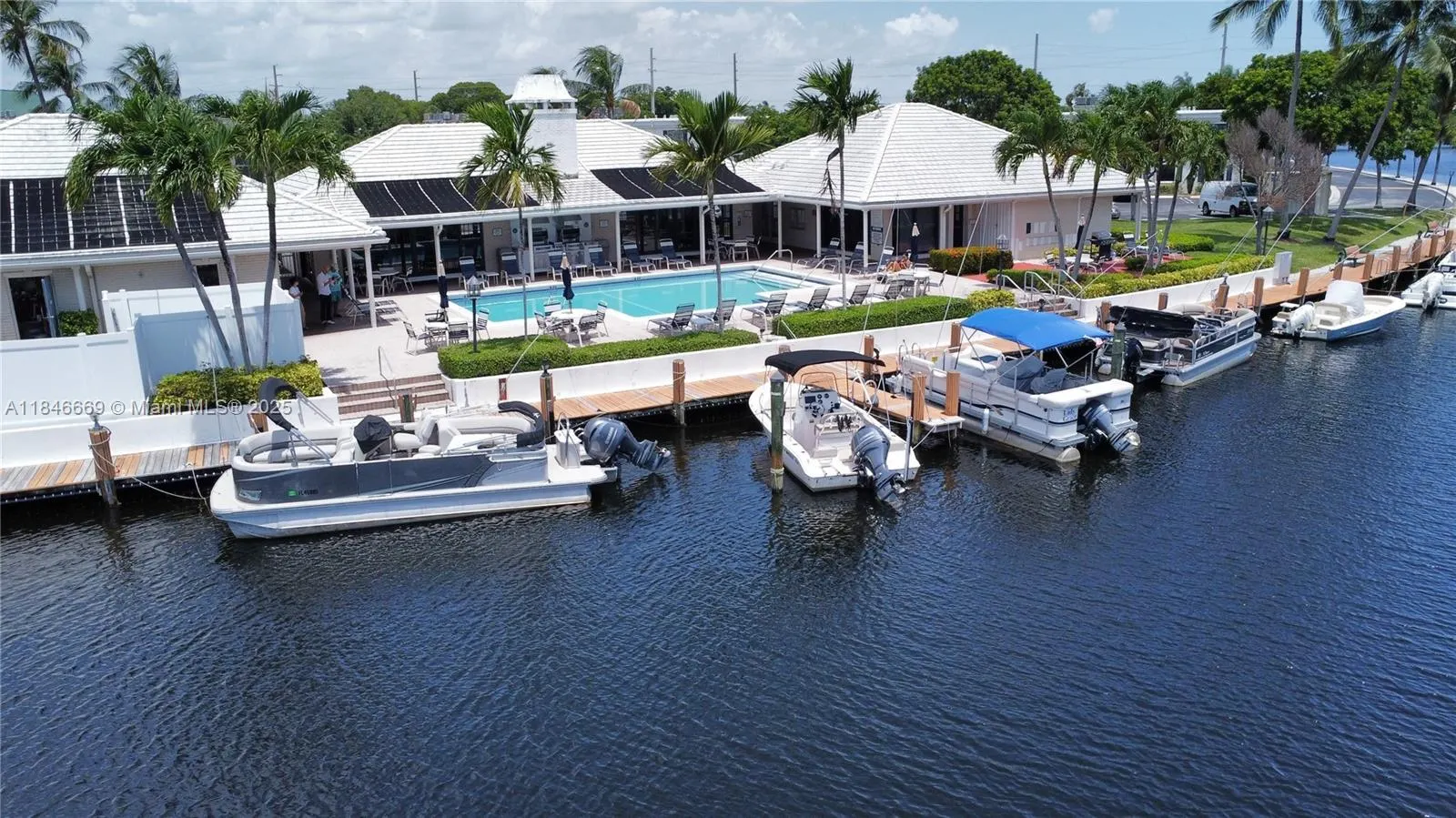 160 Cypress Club Dr, #608
