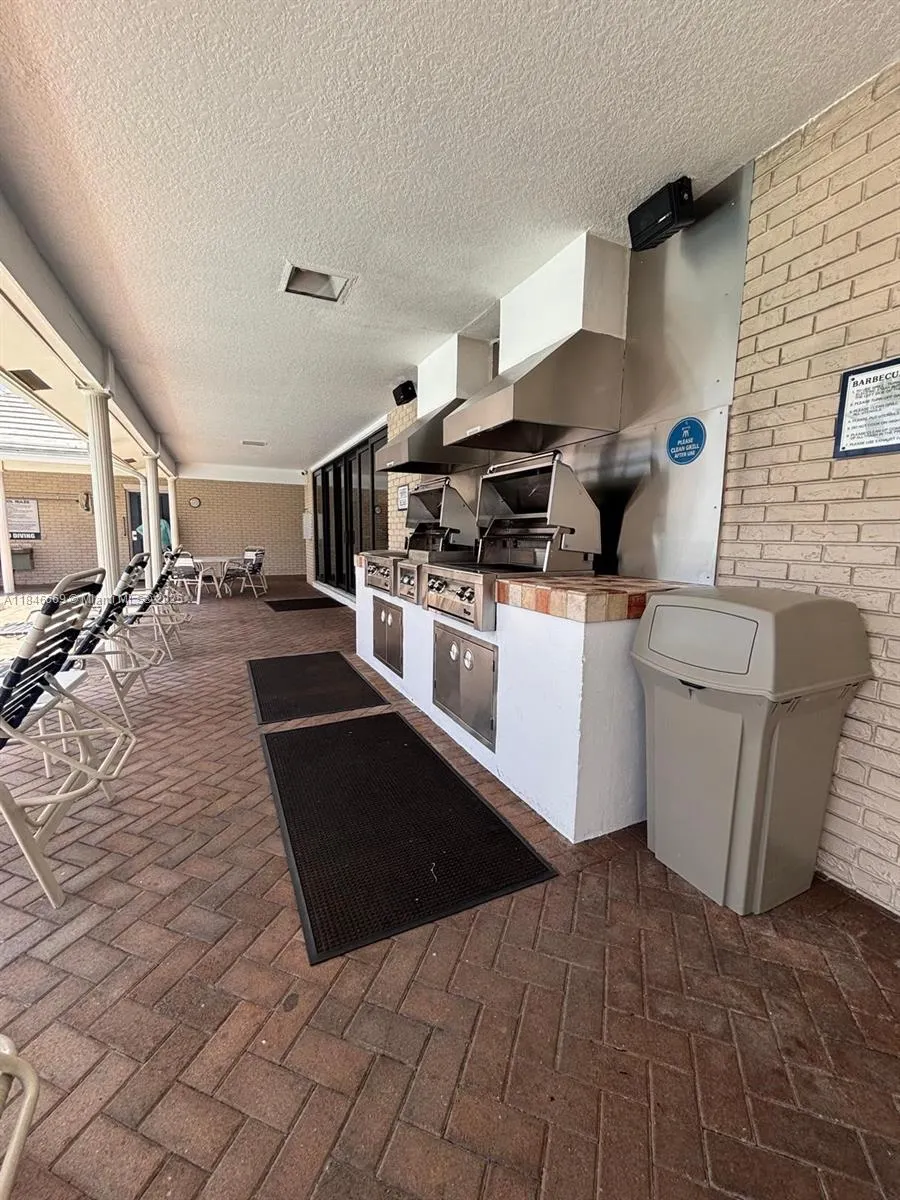 160 Cypress Club Dr, #608