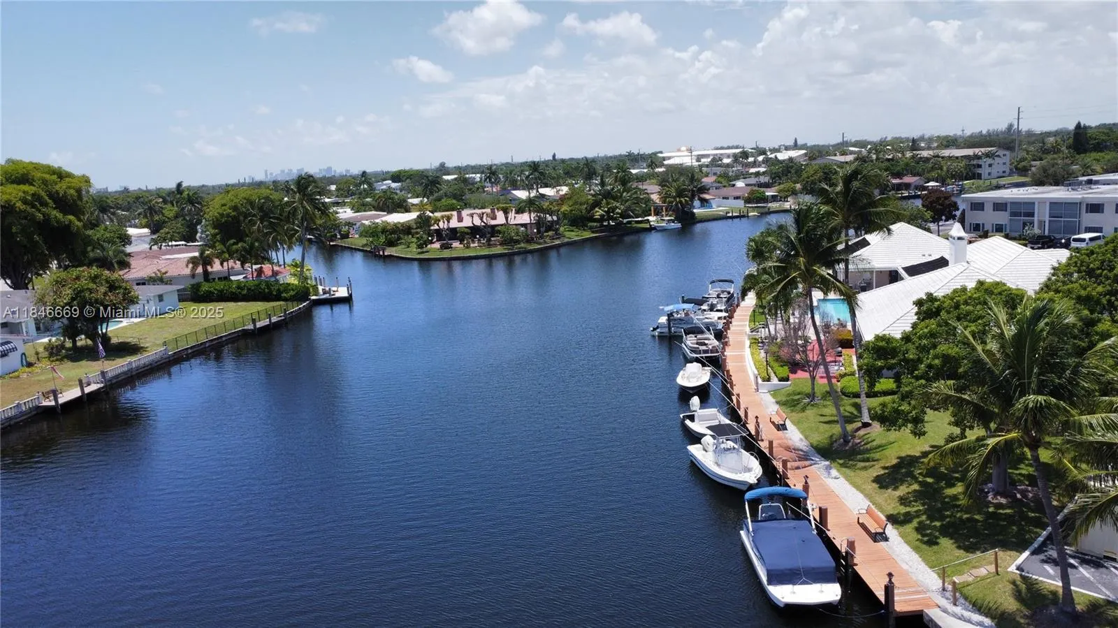 160 Cypress Club Dr, #608
