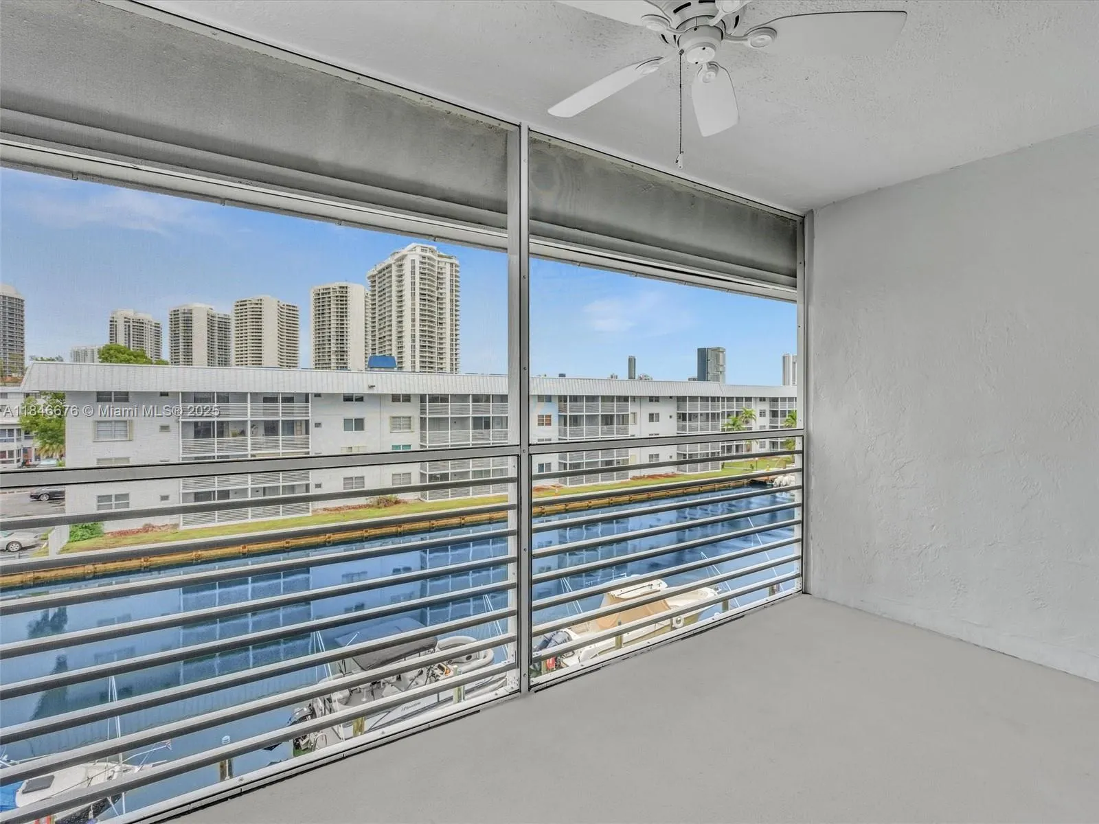 3725 NE 169th St, #407