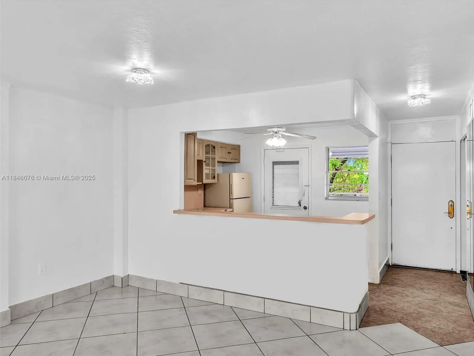 3725 NE 169th St, #407