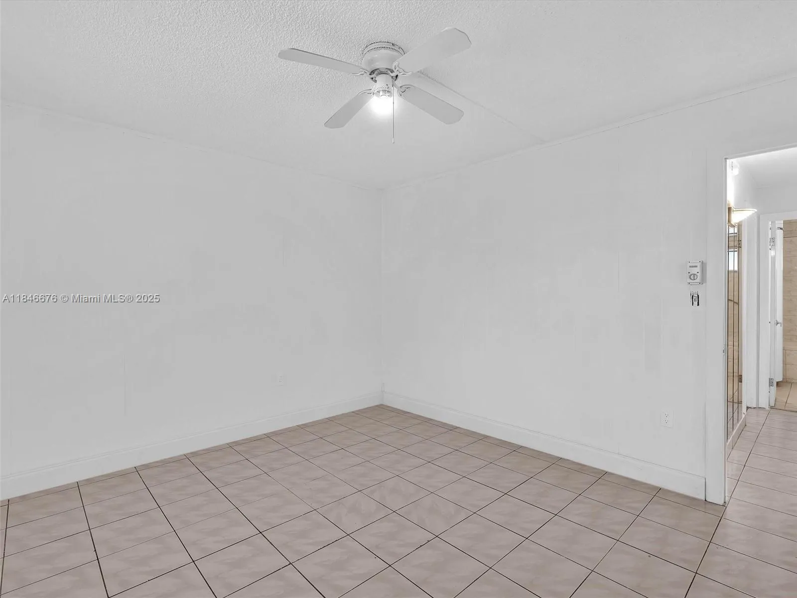 3725 NE 169th St, #407