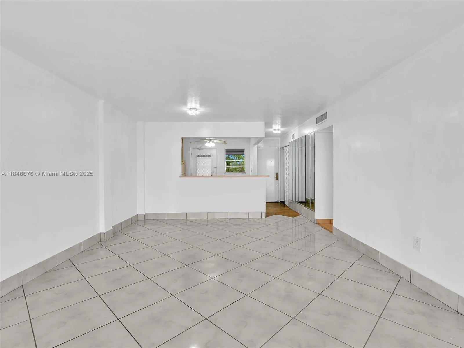 3725 NE 169th St, #407