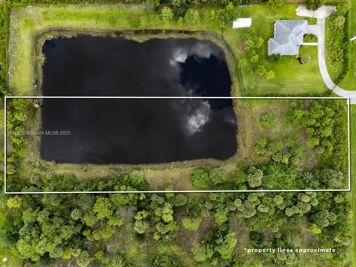 35XX Everglades Blvd