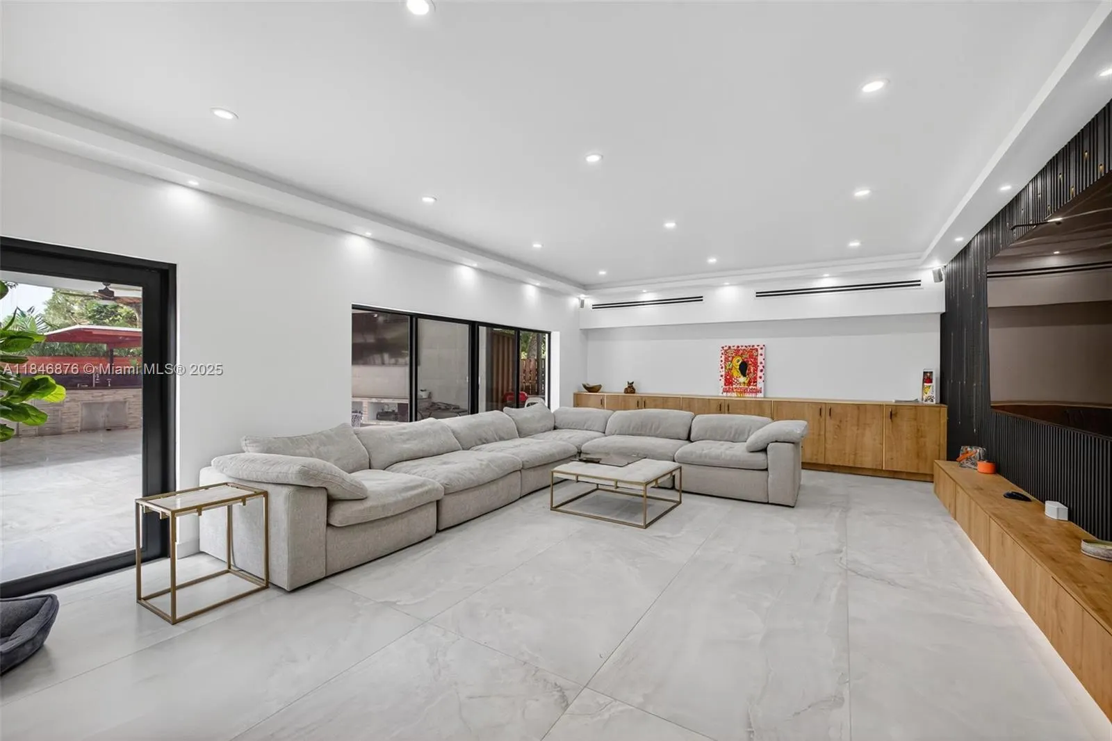 3000 Riverland Rd