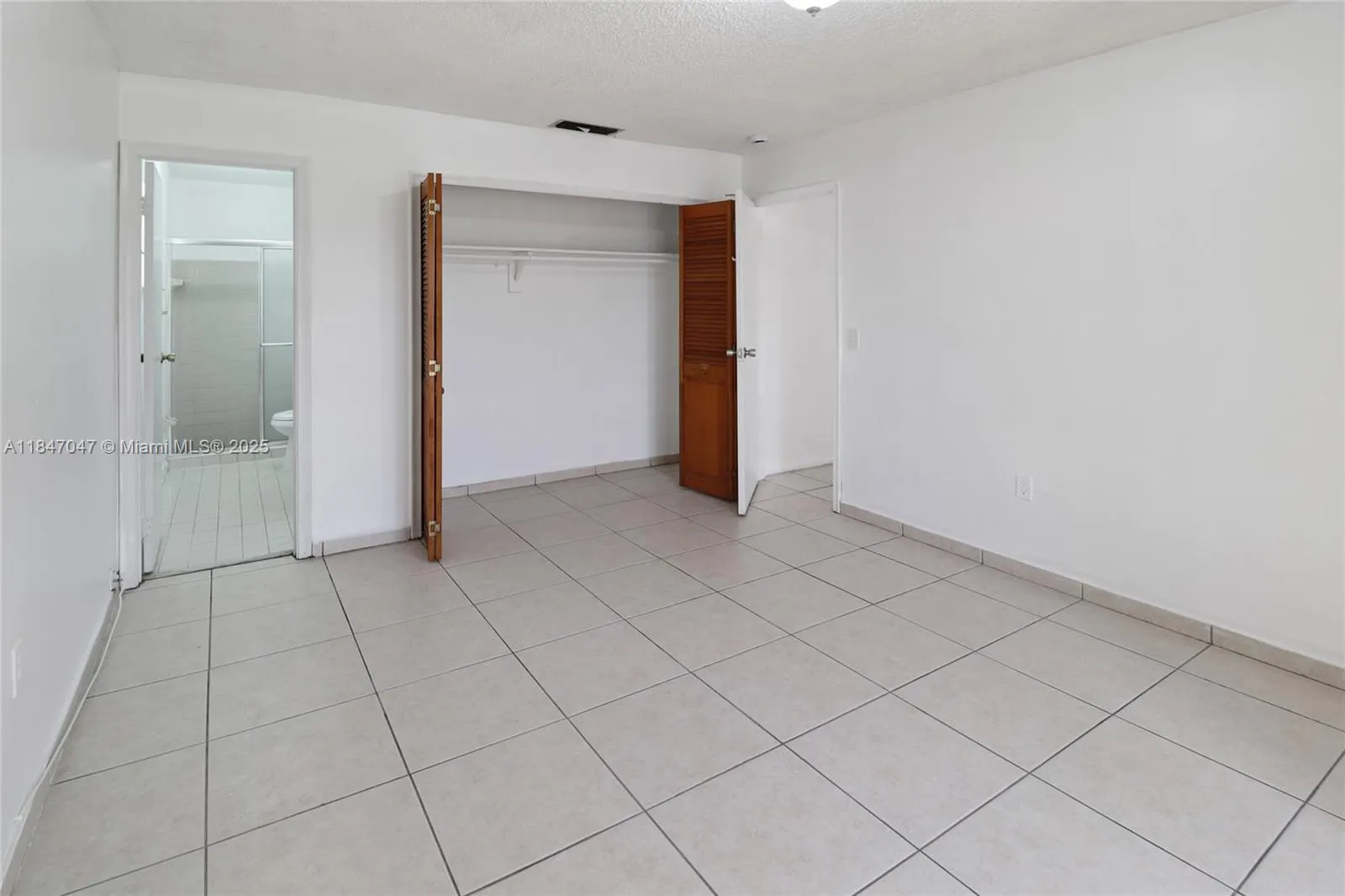 12020 NW 34th Pl