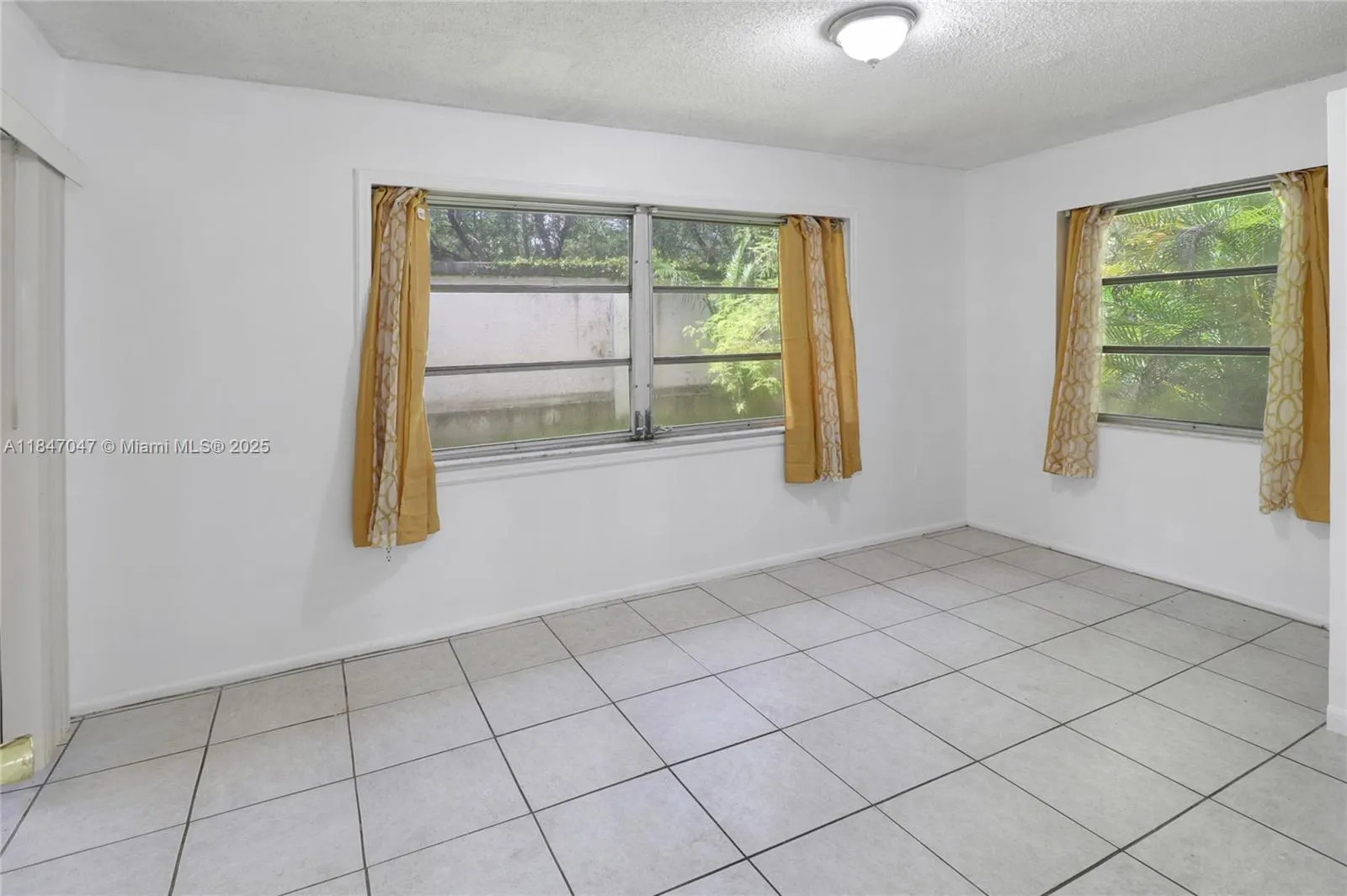 12020 NW 34th Pl