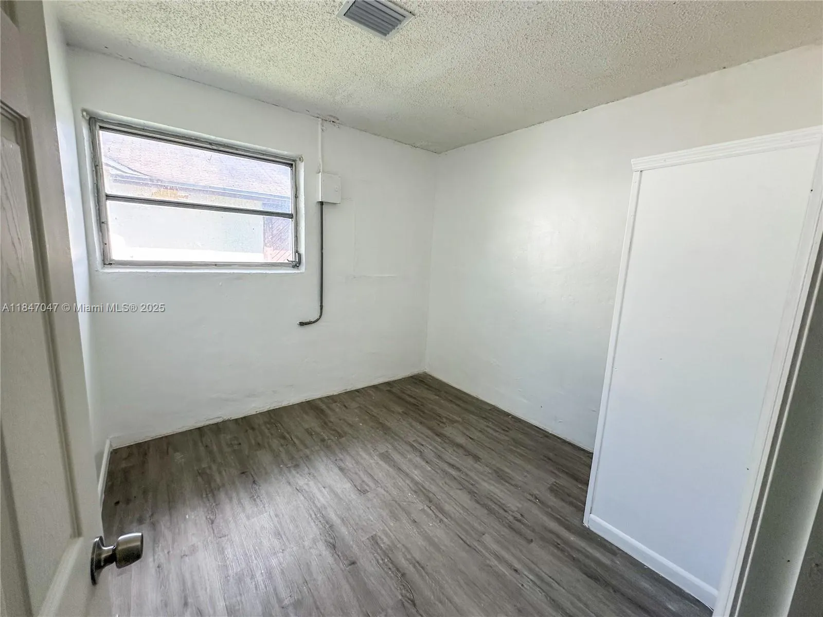 12020 NW 34th Pl