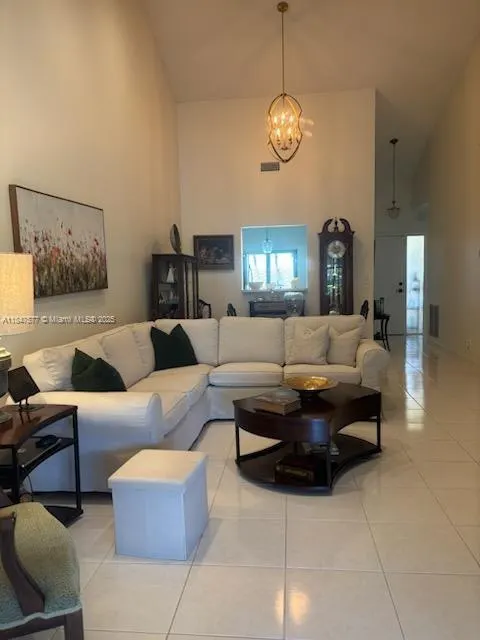10872 Lake Front Pl