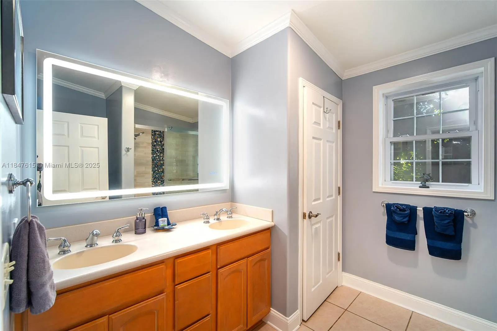 17054 Coral Dr