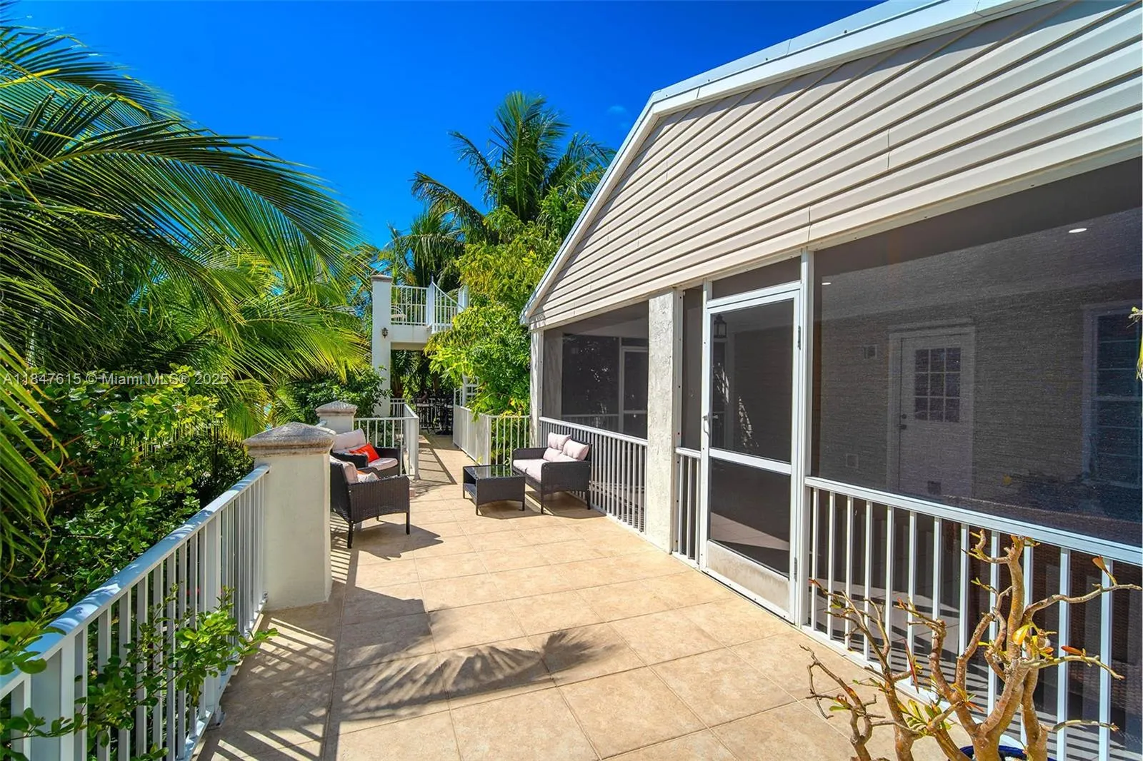 17054 Coral Dr