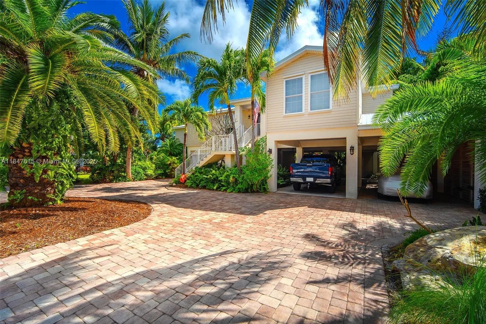 17054 Coral Dr
