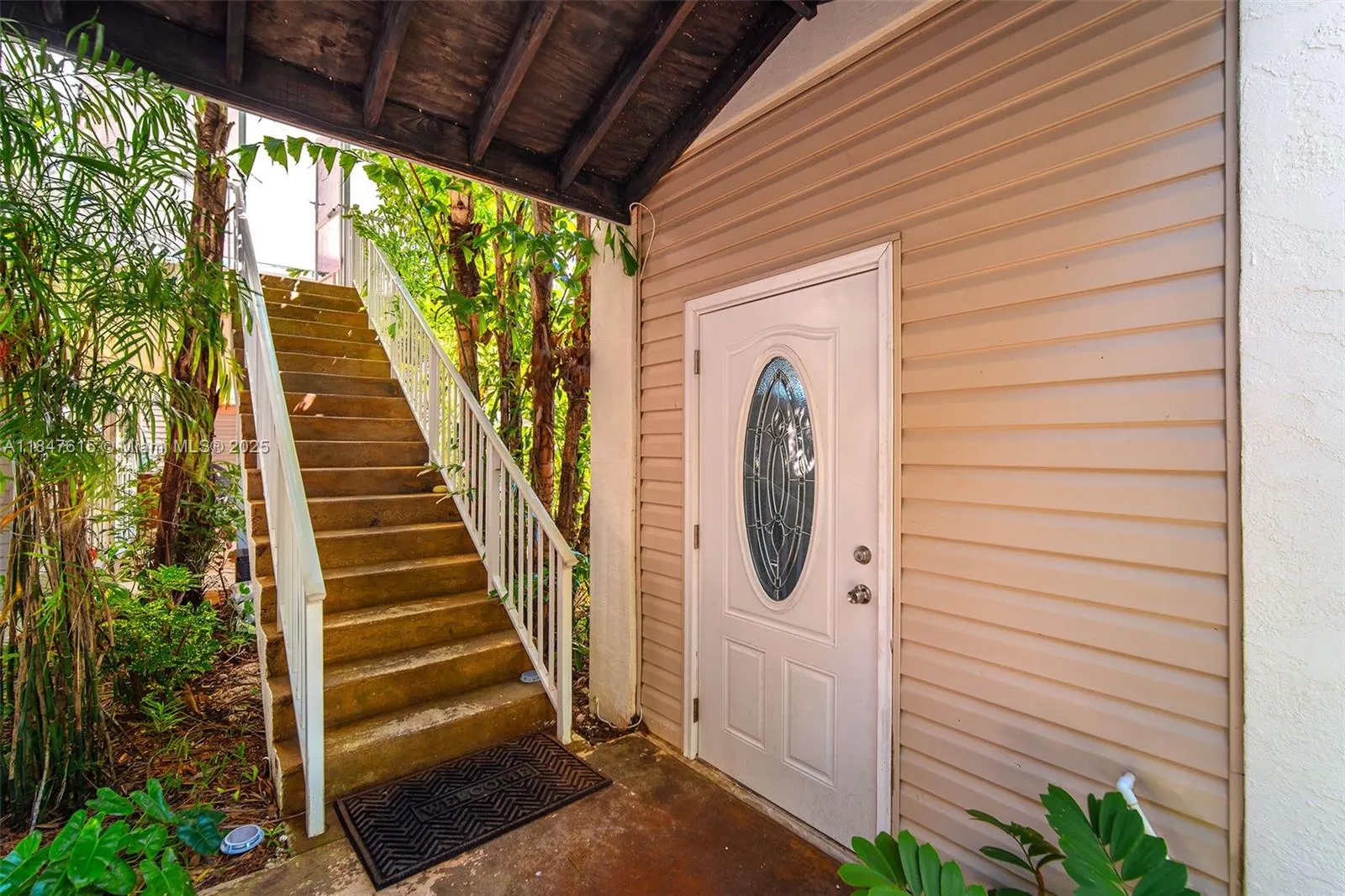 17054 Coral Dr