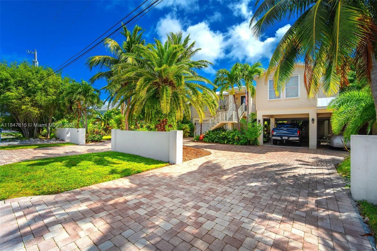 17054 Coral Dr