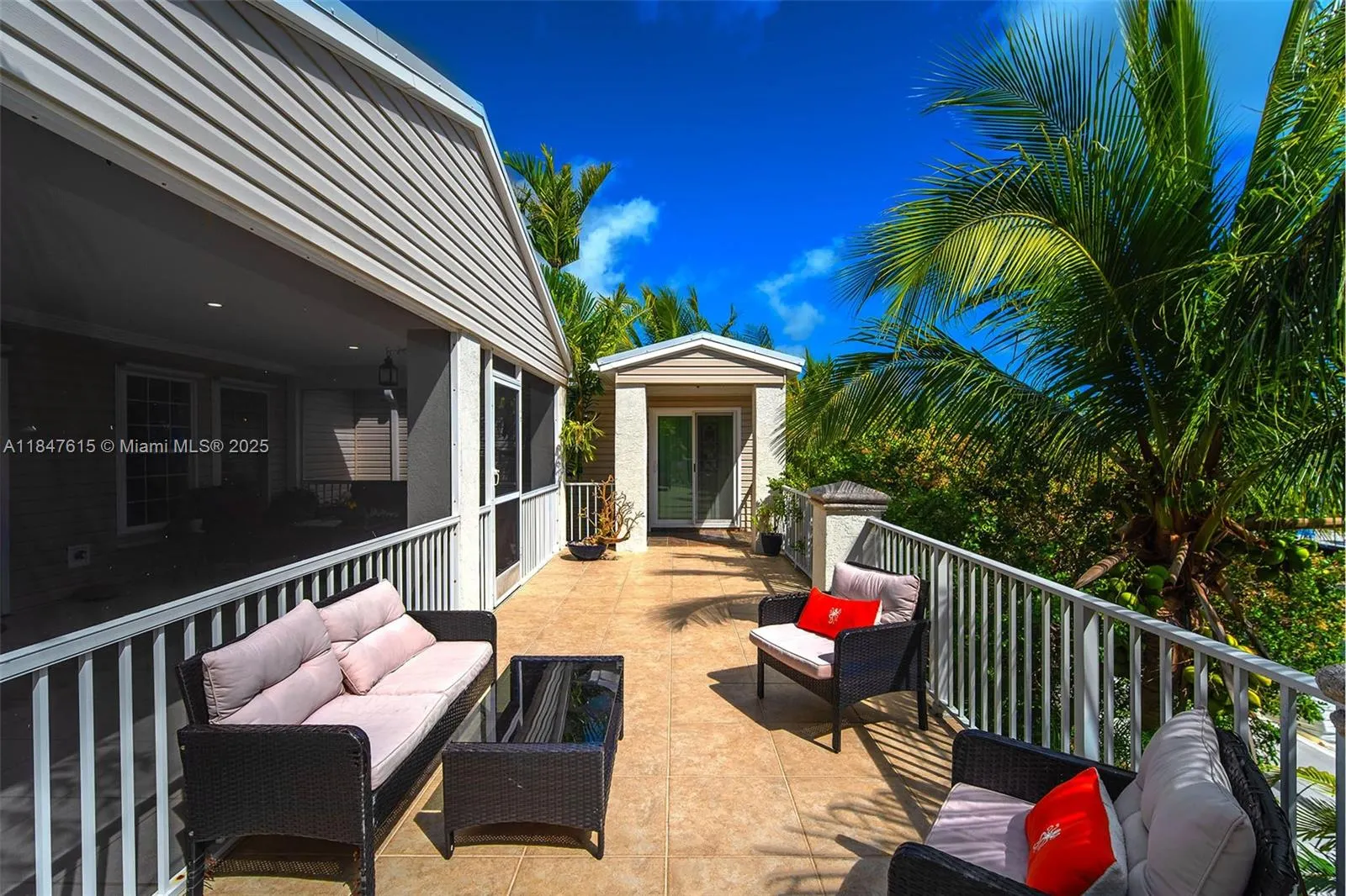 17054 Coral Dr