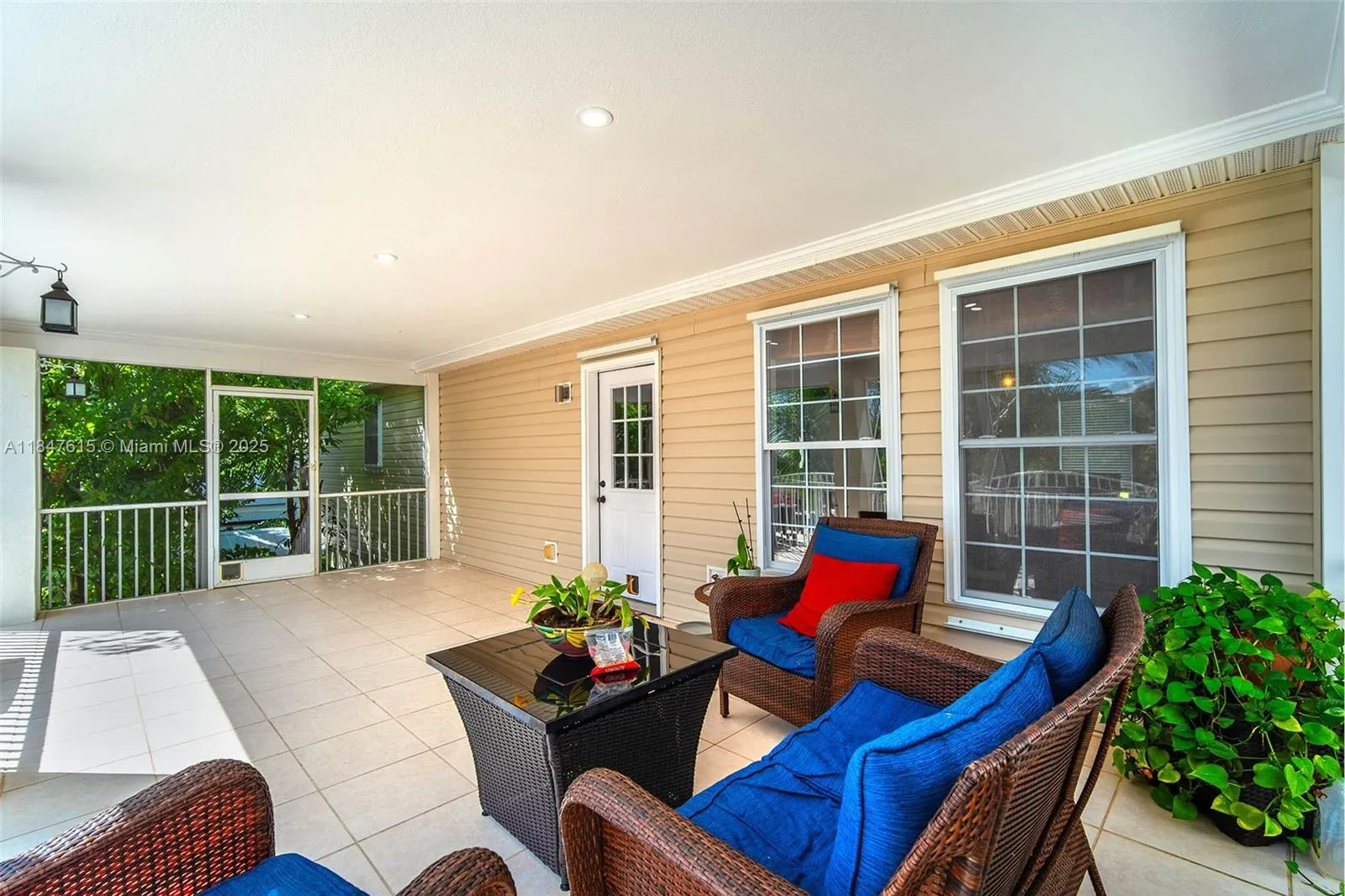 17054 Coral Dr