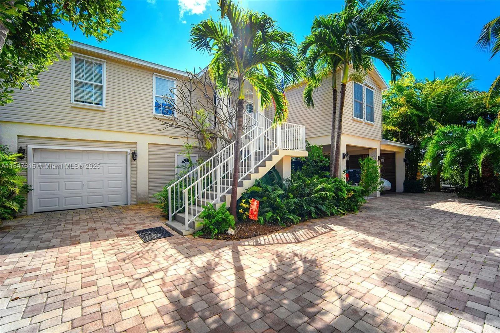 17054 Coral Dr