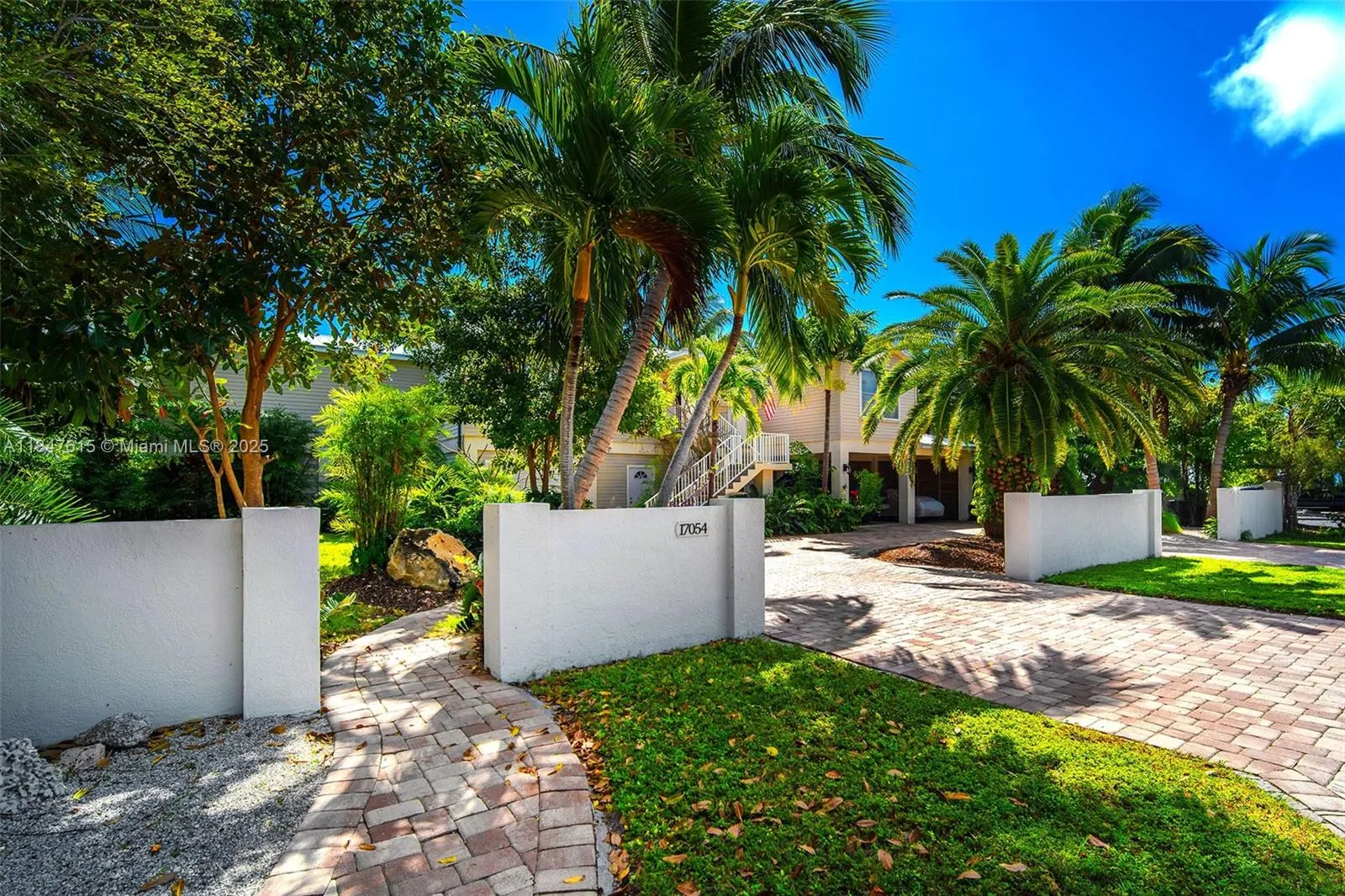 17054 Coral Dr