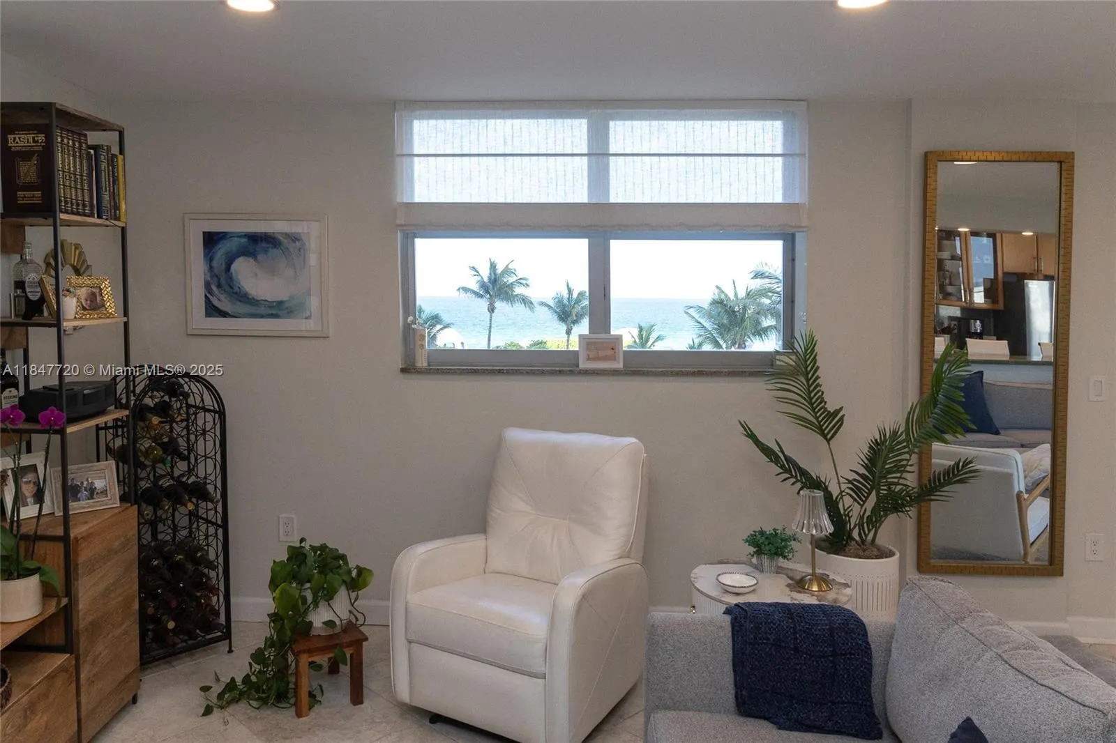 9273 Collins Ave, #312