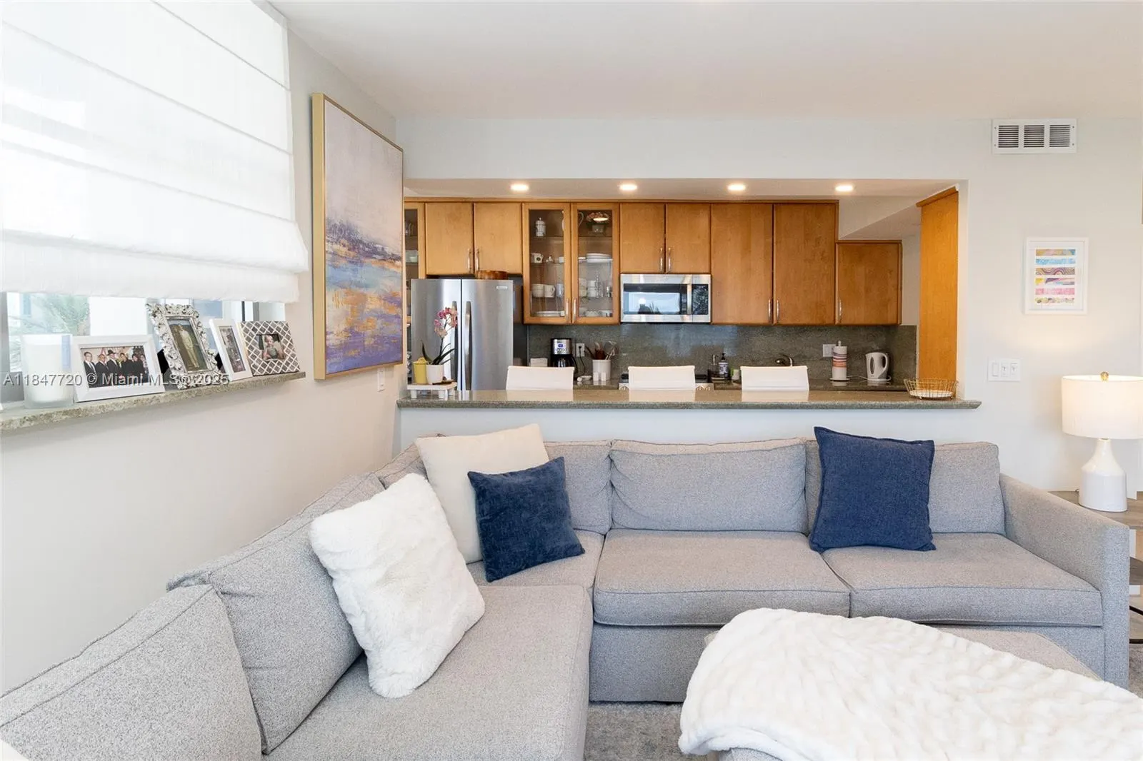 9273 Collins Ave, #312