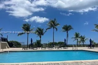 9273 Collins Ave, #312