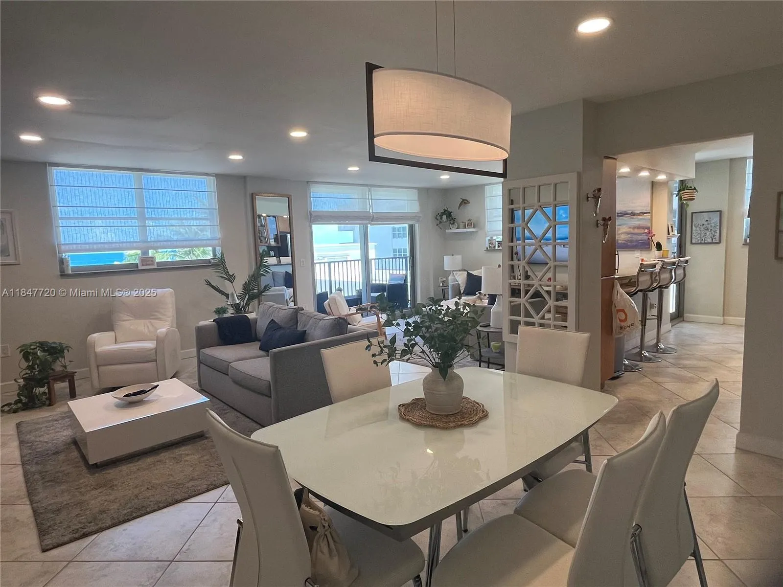 9273 Collins Ave, #312