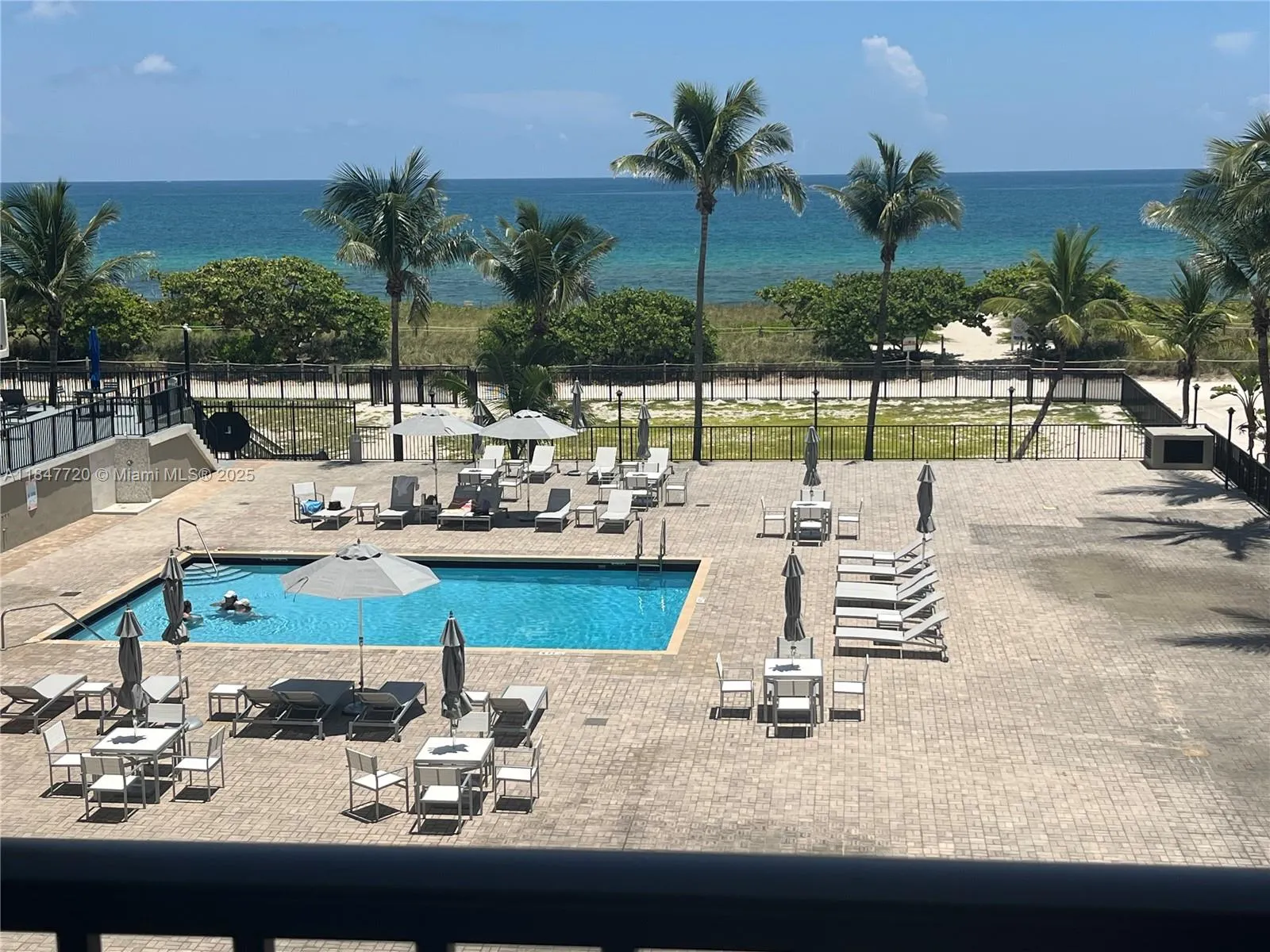 9273 Collins Ave, #312