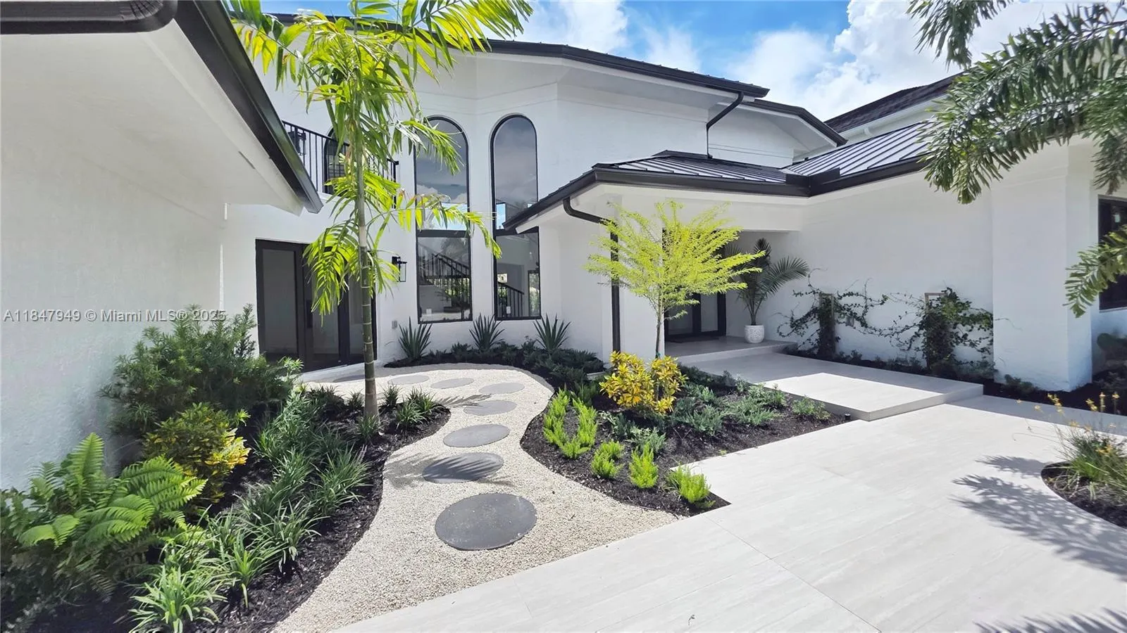7190 Valencia Drive
