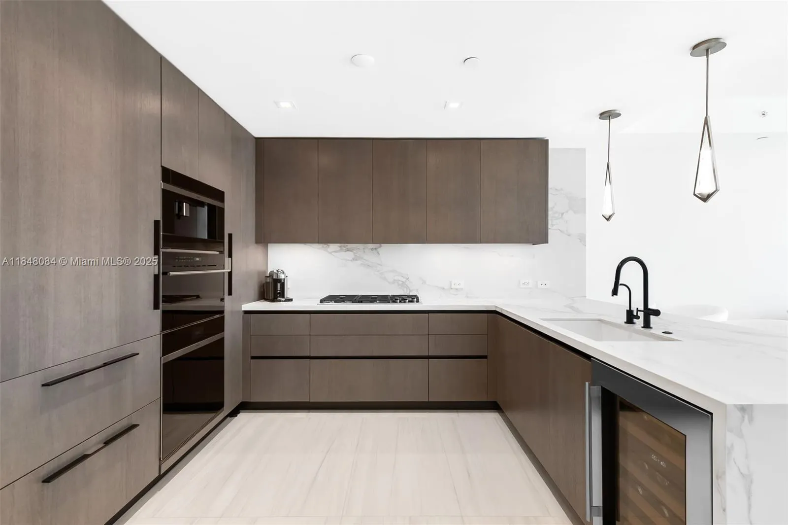 1116 N Ocean Blvd, #504