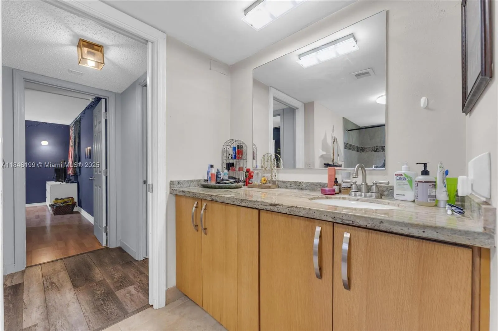 23380 Carolwood Ln, #101