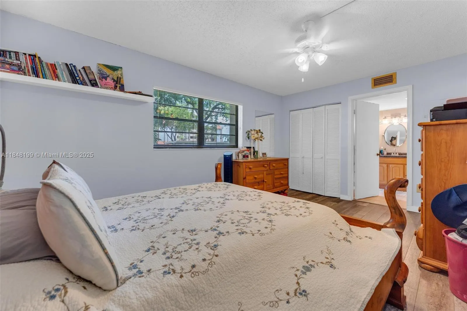 23380 Carolwood Ln, #101