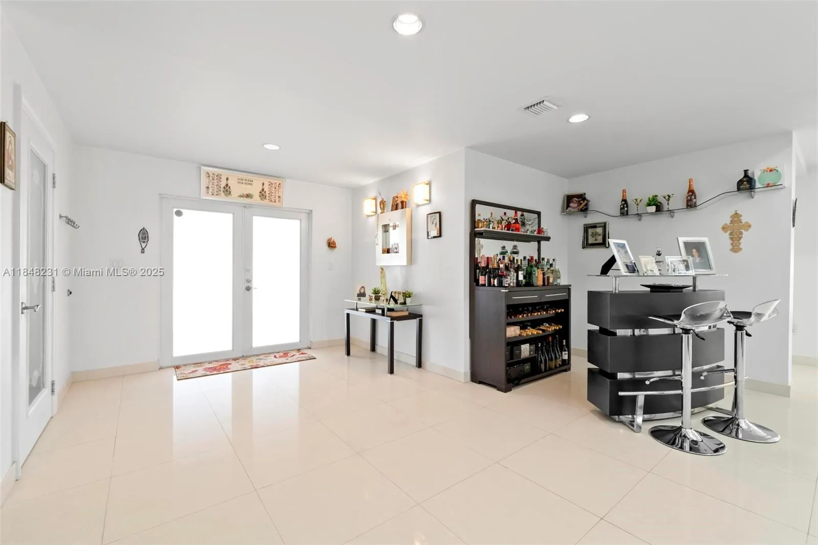 5045 SW 67th Ave