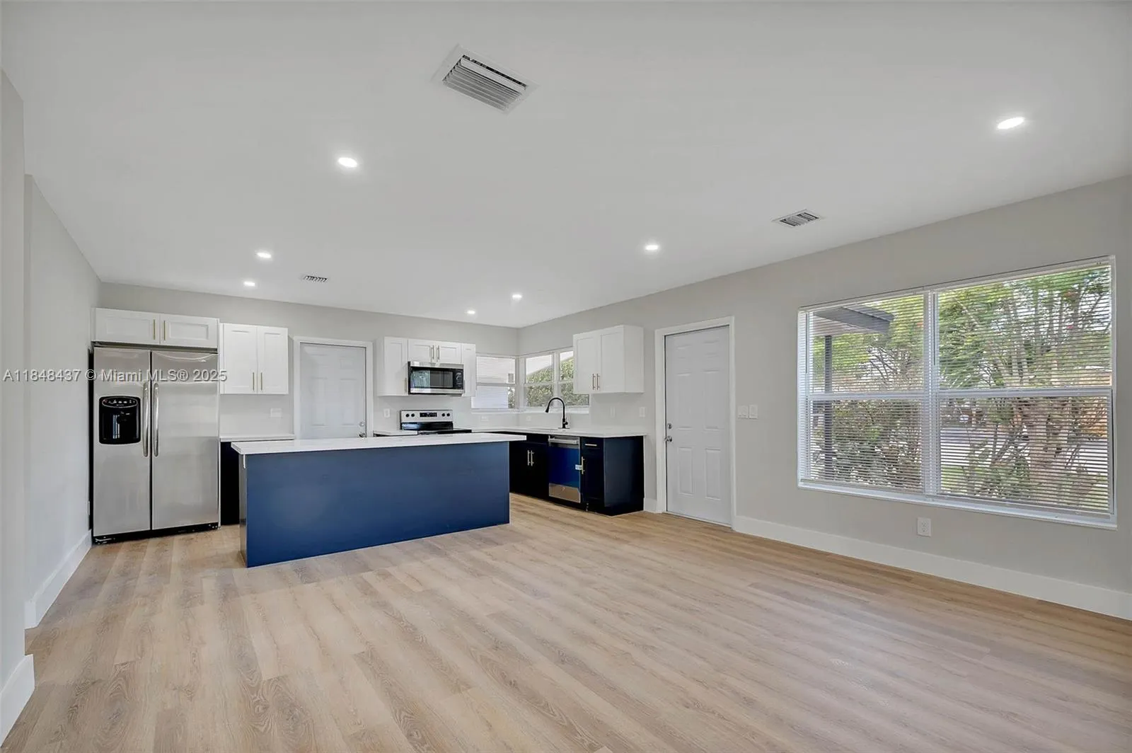 840 NW 39th St