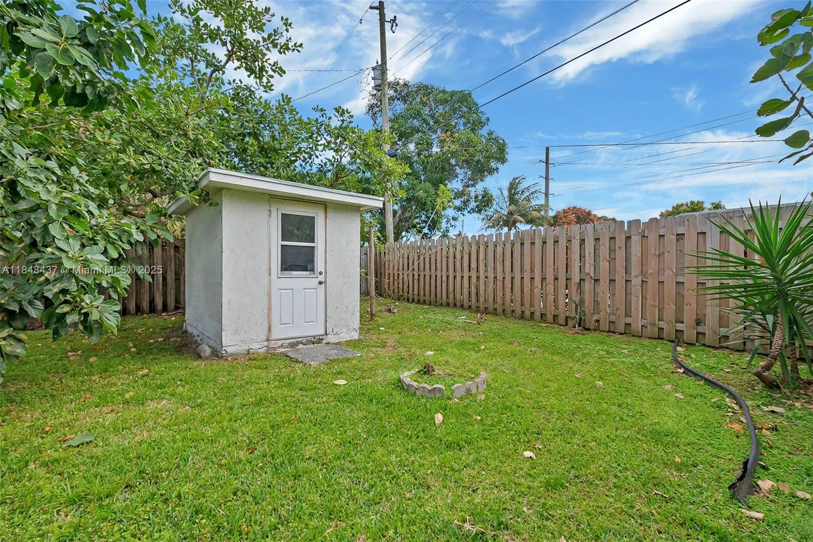 840 NW 39th St