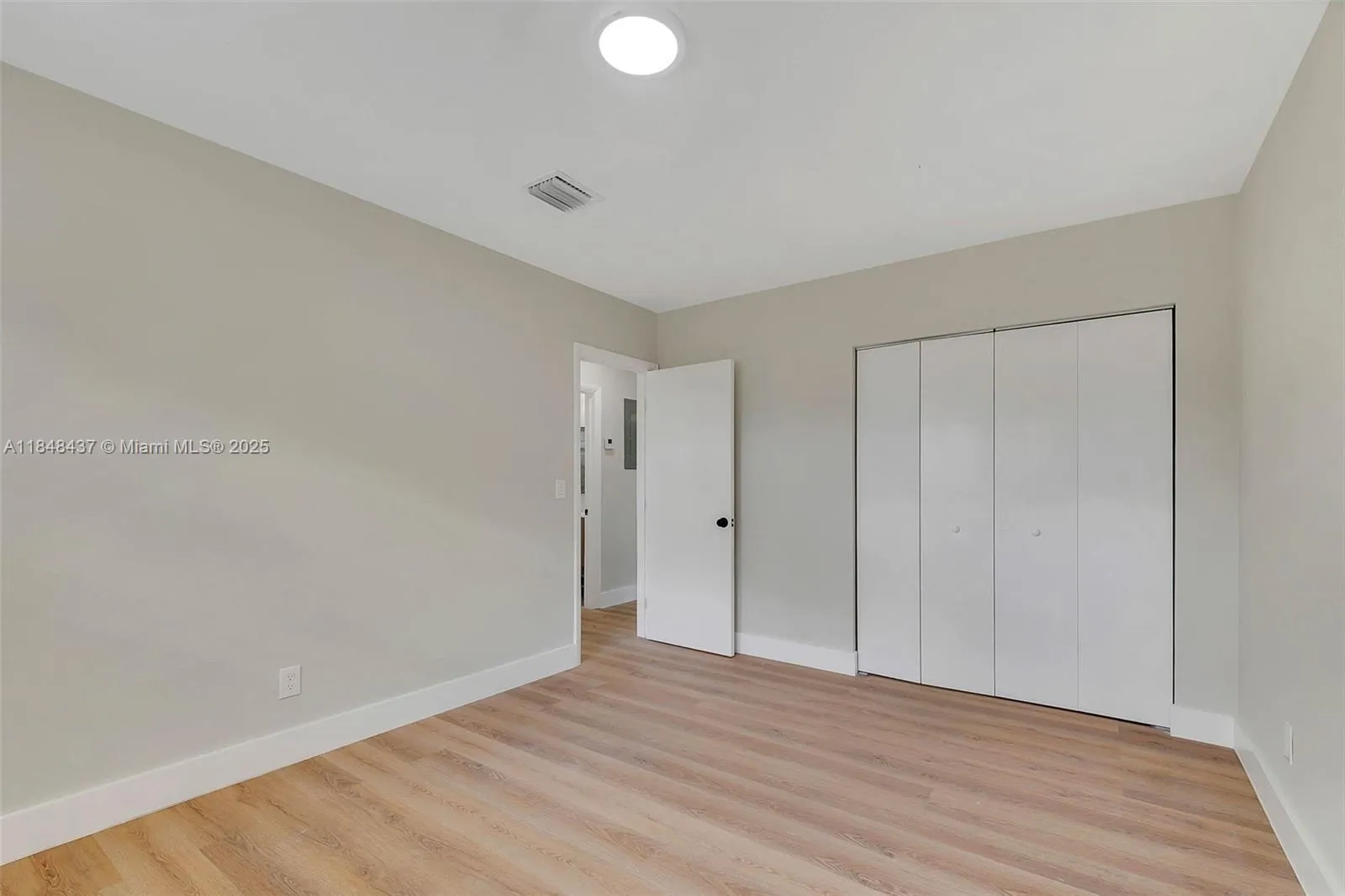 840 NW 39th St