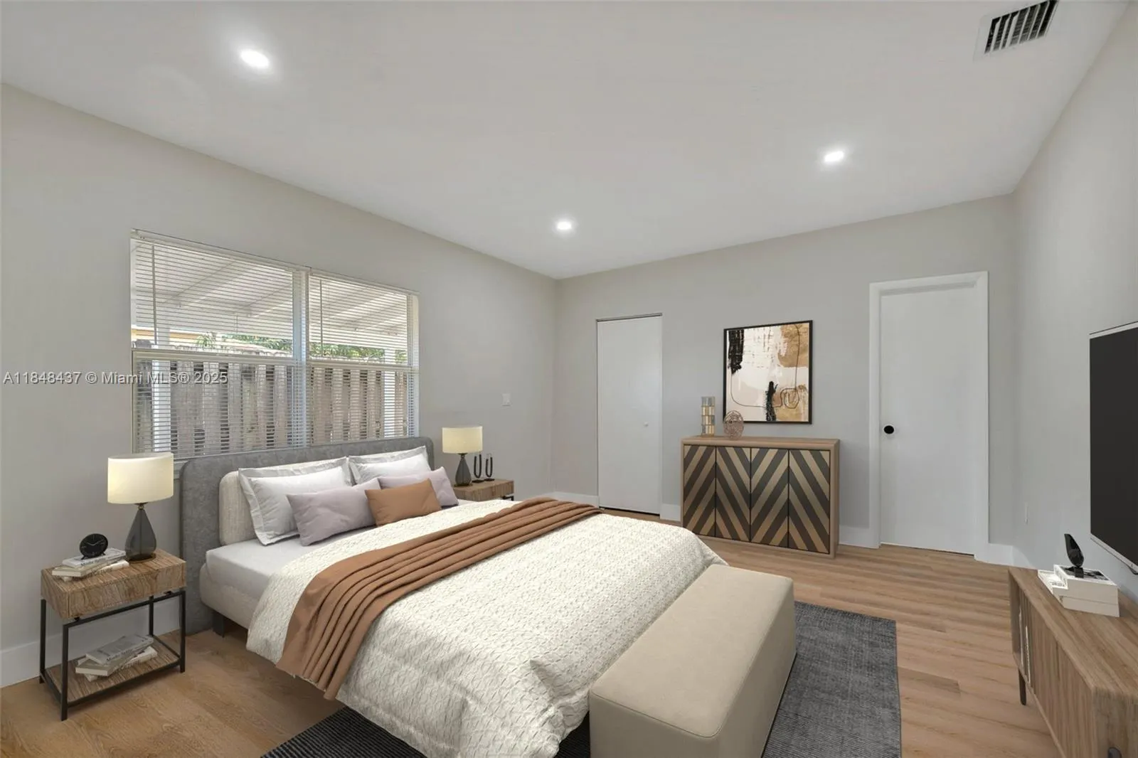 840 NW 39th St