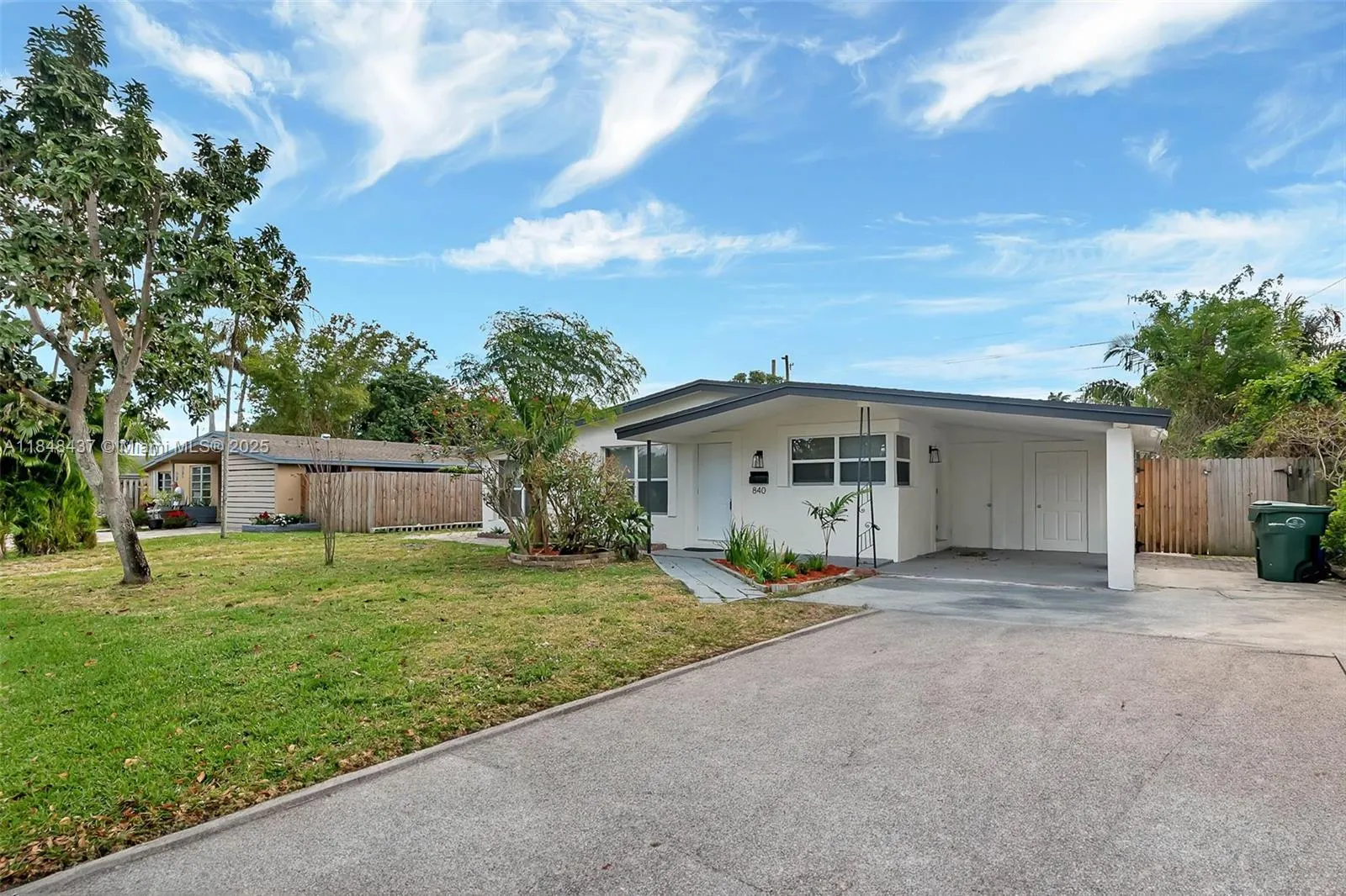 840 NW 39th St