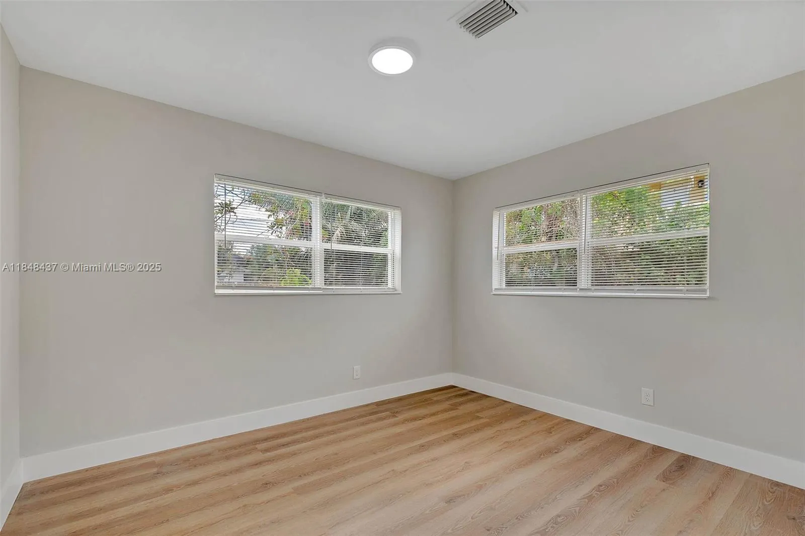 840 NW 39th St