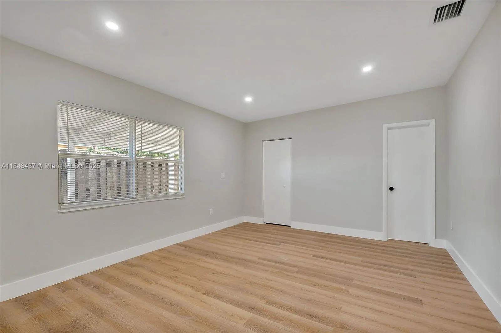 840 NW 39th St