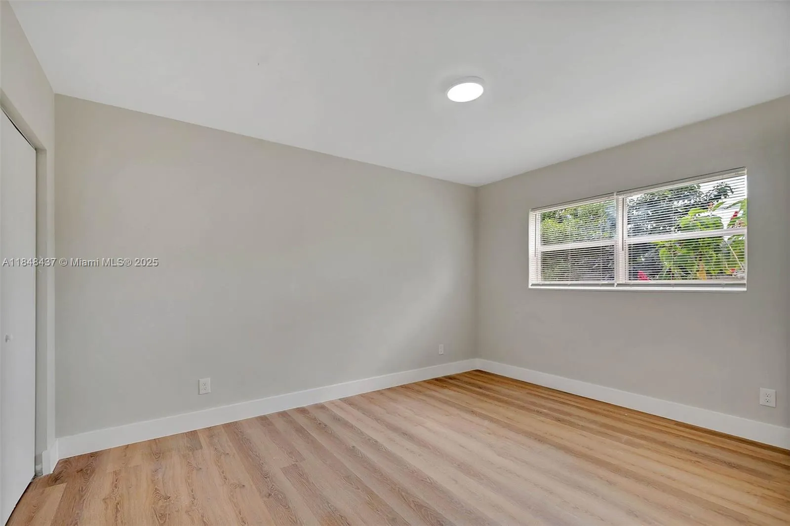 840 NW 39th St