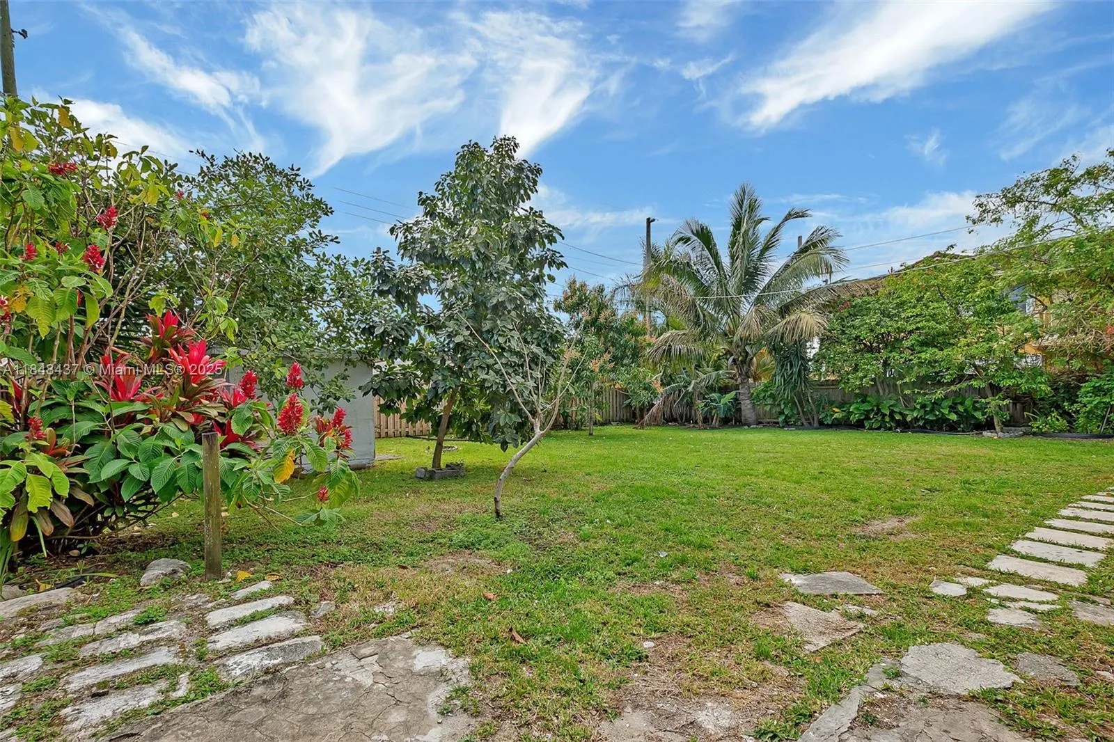 840 NW 39th St