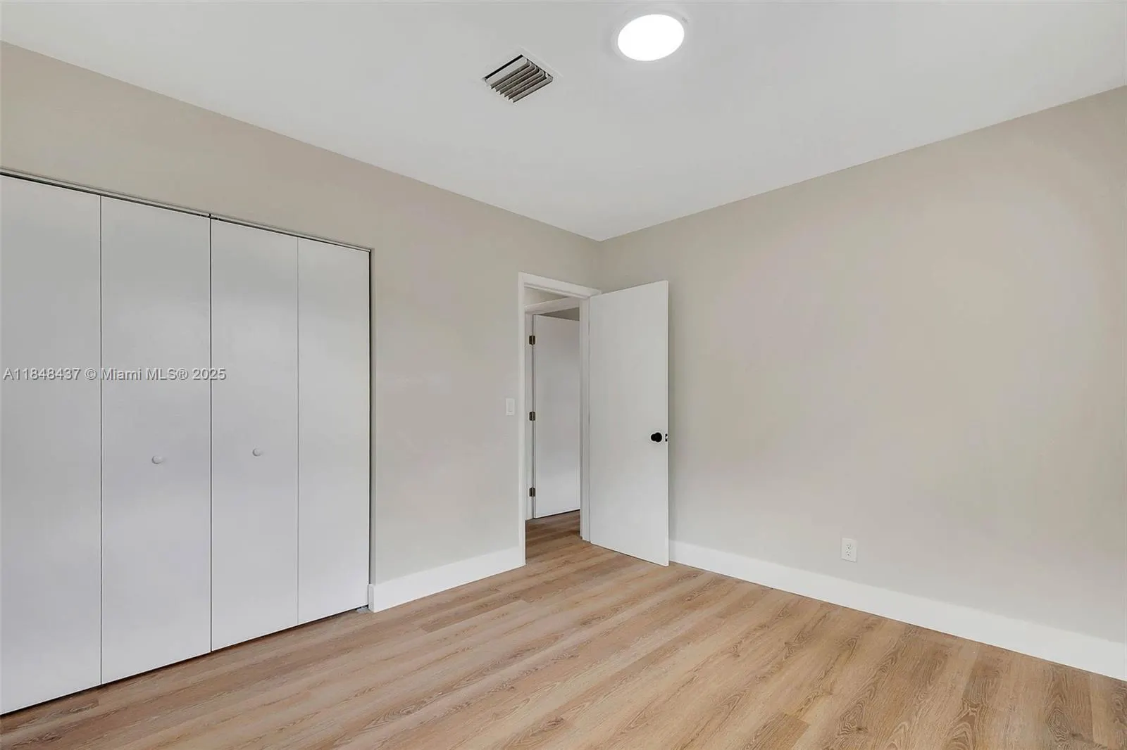 840 NW 39th St