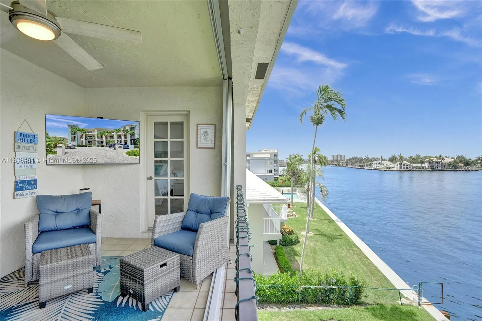 1101 S Riverside Dr, #301